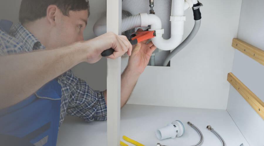 Local tankless water heater installation in Edgewood, IL